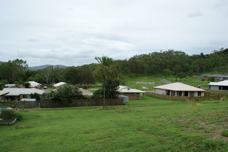 Elevated Vacant Block Picture 3