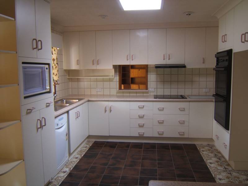 Sarina Beach Acreage Picture 2