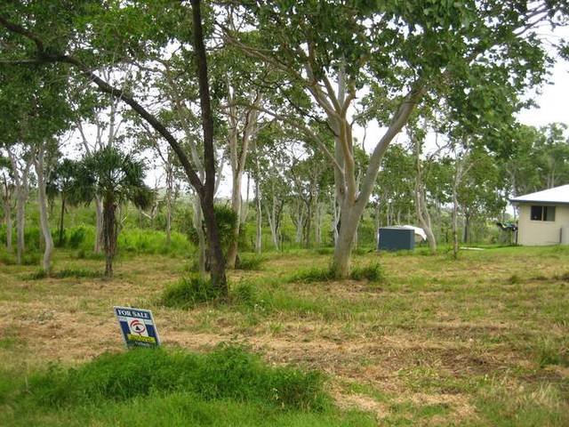 Grasstree Beach Land Picture 2