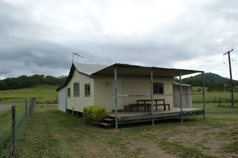 Country Cottage Picture 1