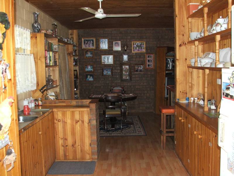 Peaceful Lifestyle on 15 Acres - $449,000 Picture 3