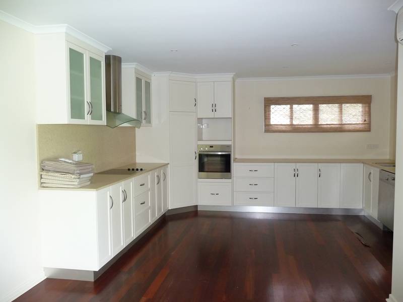 BEAUTIFUL SEA VIEWS Picture