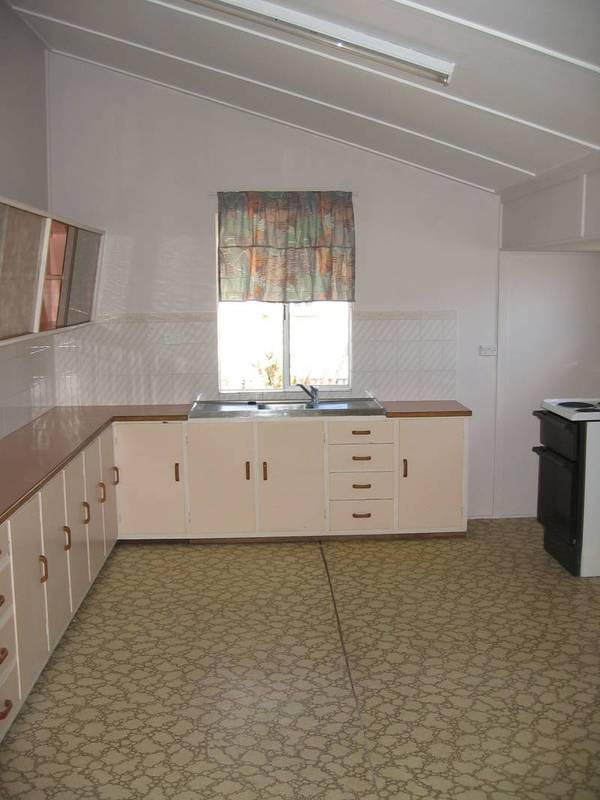 Close to Town Picture 3