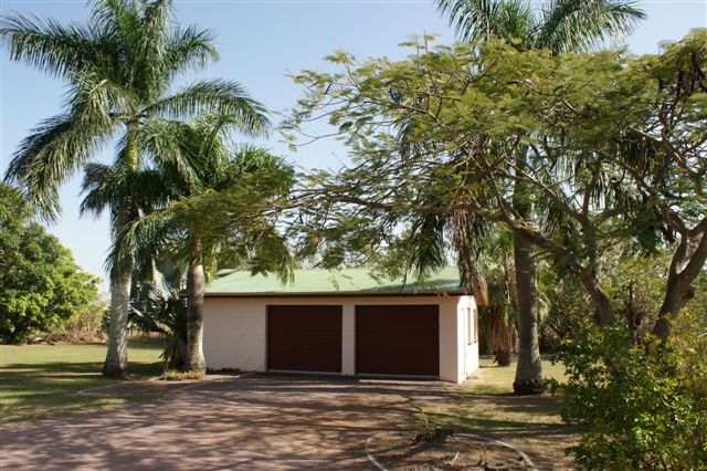 North Side of Sarina Picture 2