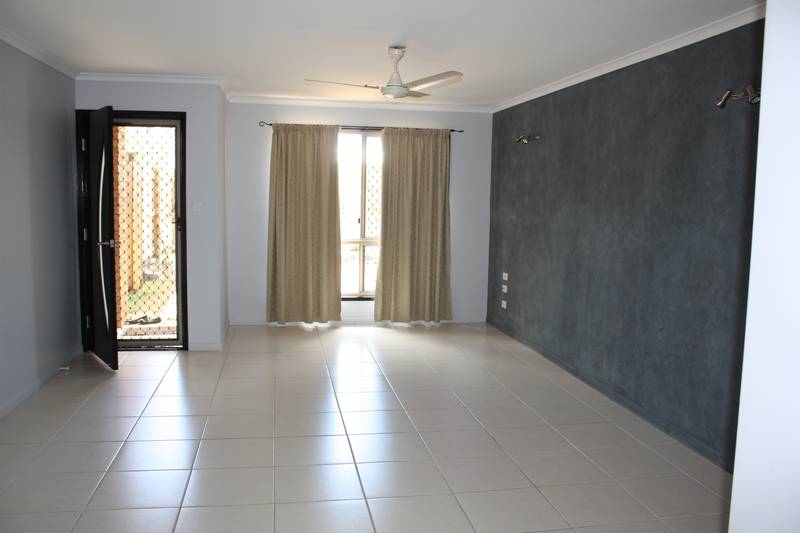 IDEAL HOME FOR YOUR FAMILY Picture 2