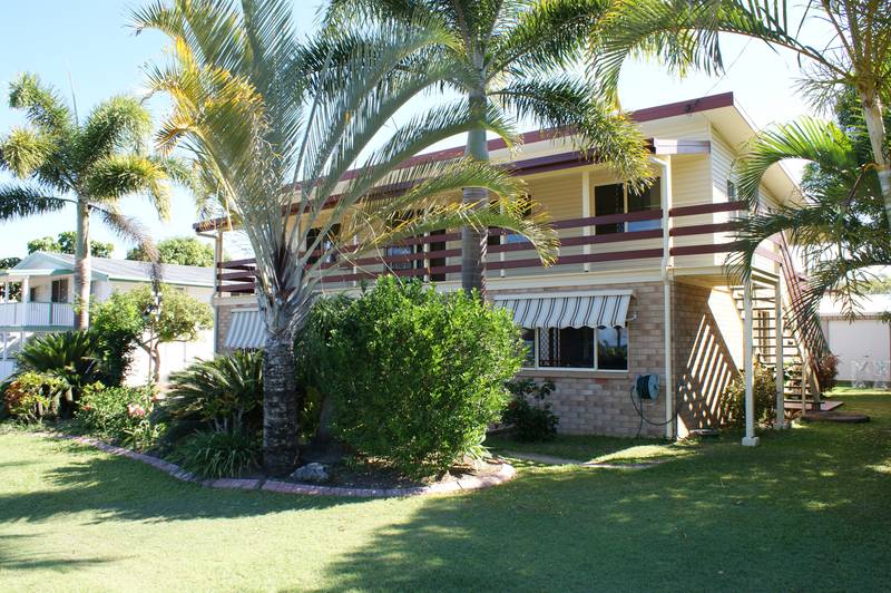 PRIME BEACHFRONT LOCATION Picture 1