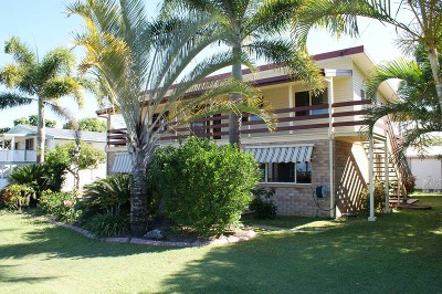 PRIME BEACHFRONT LOCATION Picture PRIME BEACHFRONT LOCATION Picture