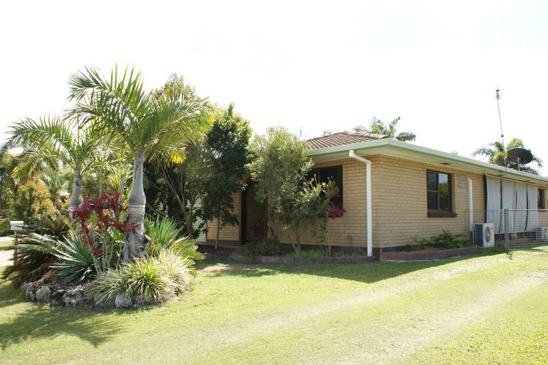 3 Bedroom + Office, Family Home Picture 1