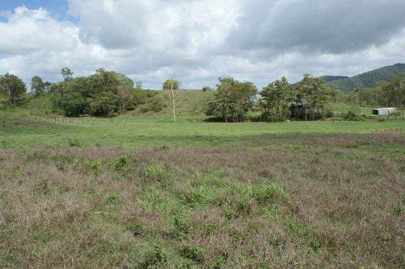 5.8 Acres Close to Sarina Picture 2