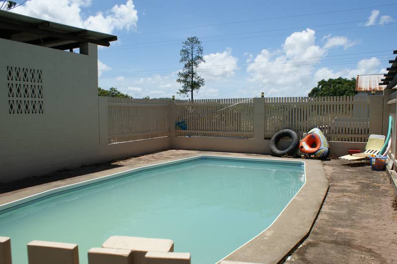 2 Acres 2 Minutes from Town Picture 2