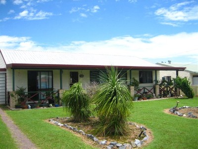 4 Bedrooms @ Campwin Beach Picture