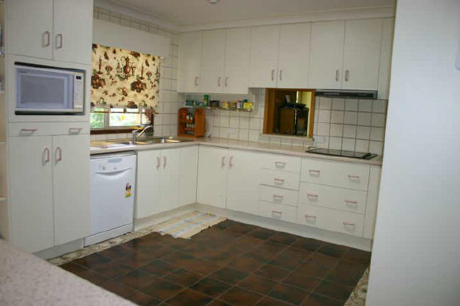 5 ACRES WITH WATER VIEWS Picture 2