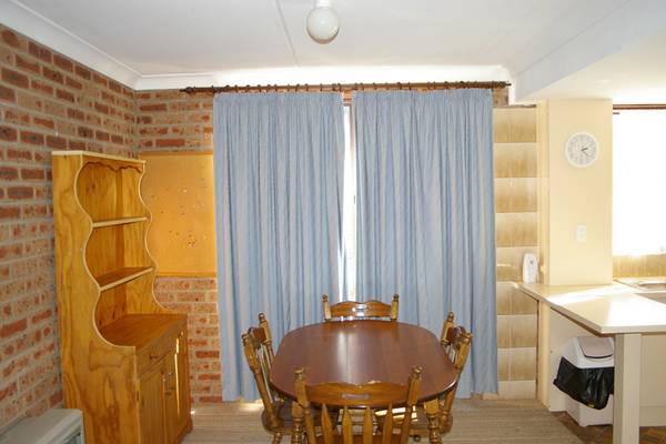 2 Bedroom Furnished Unit Picture 2