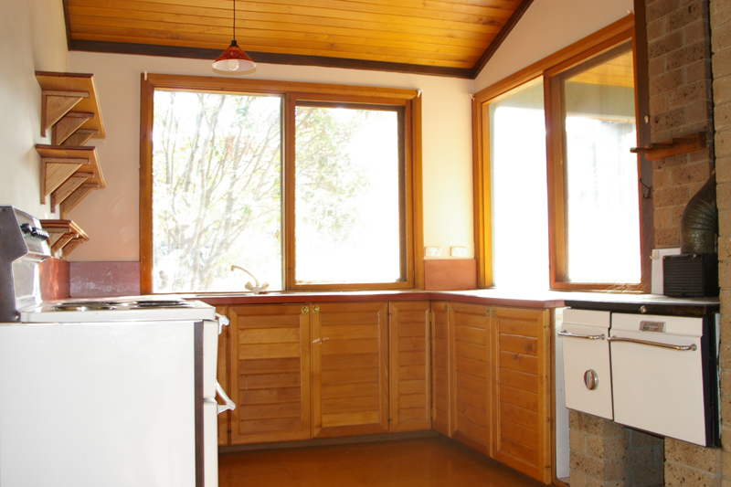 Centerally located 2 bedroom town house Reduced to $149,000 Picture 2