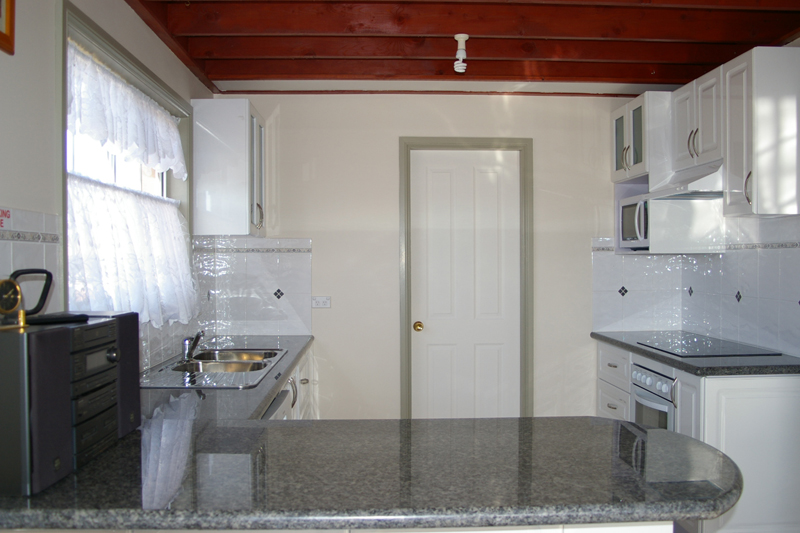 4 Bedroom Furnished House Picture 2