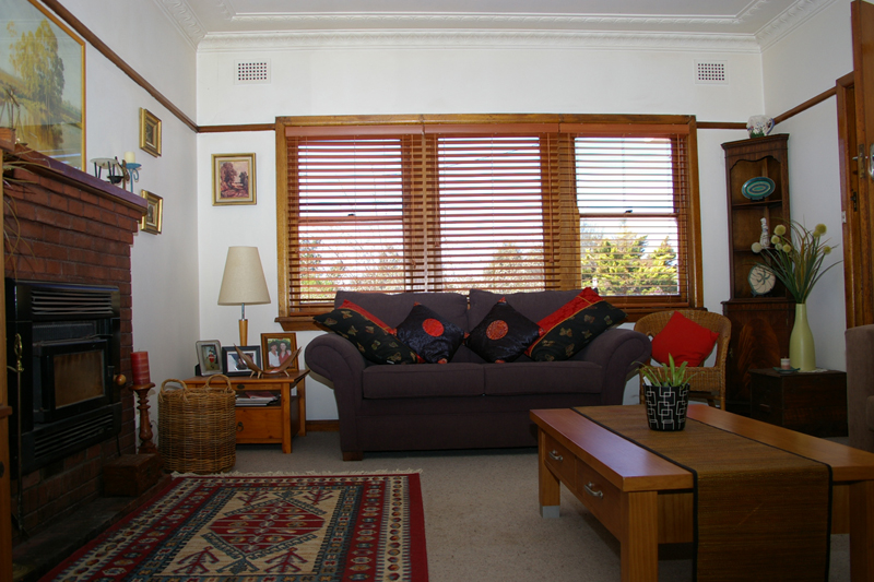 Beautifully finished 3 bedroom home with built in pool Picture 1