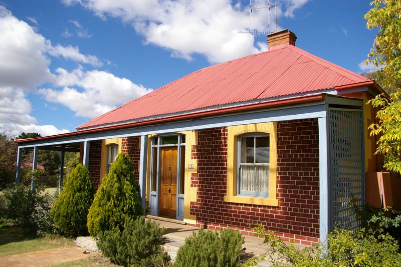 3 bedroom unfurnished house Picture 1