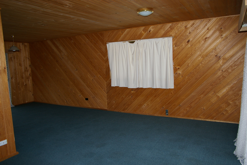 4 bedroom unfurnished home Picture 3