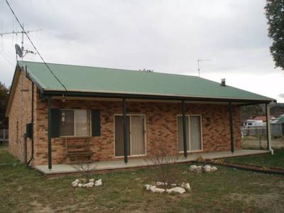 2 Units on 1 title Picture