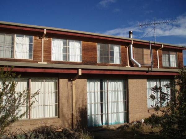 3 bedroom ensuite unit Picture 1