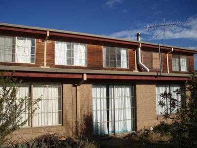 3 bedroom ensuite unit Picture