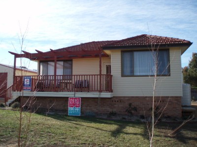 3 bedroom family home Picture