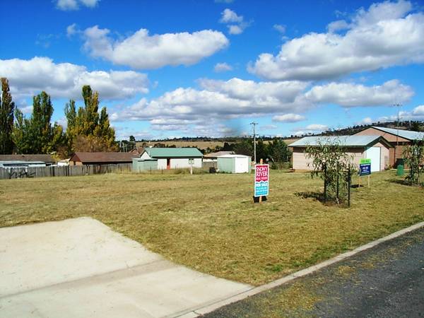 Approx 1157sm2 block of land in new subdivision. (1438) Picture 2