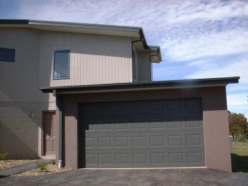 As New 3 bedroom ensuire townhouse Picture