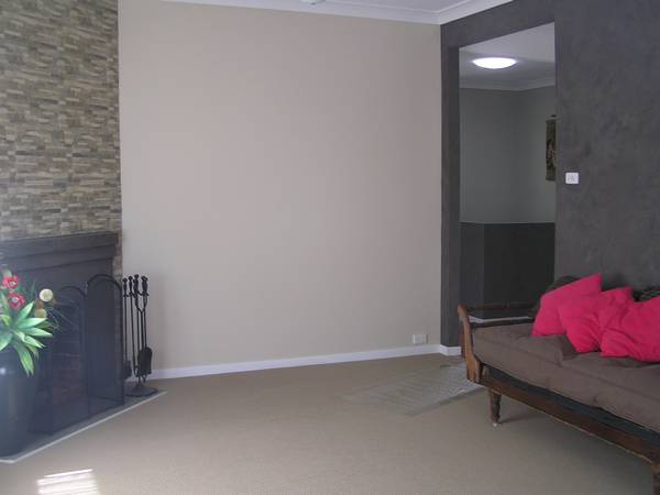 KENDALL No Pets Picture KENDALL No Pets Picture