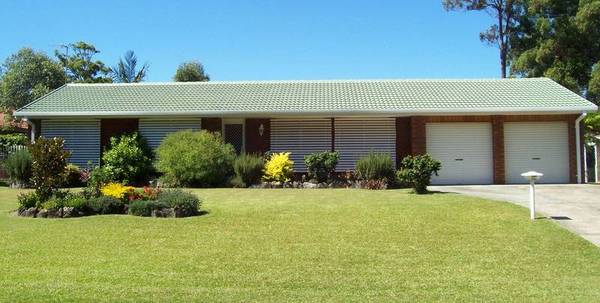 Immaculate By The Lake Picture 1