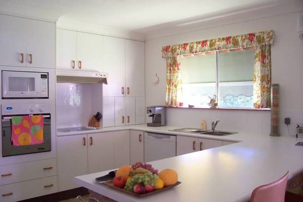 Immaculate By The Lake Picture 3