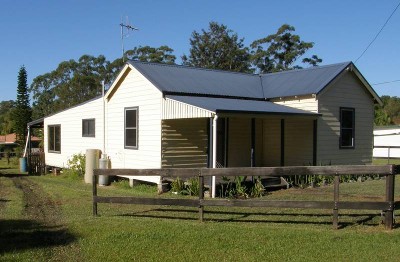 Renovated Kendall cottage Picture