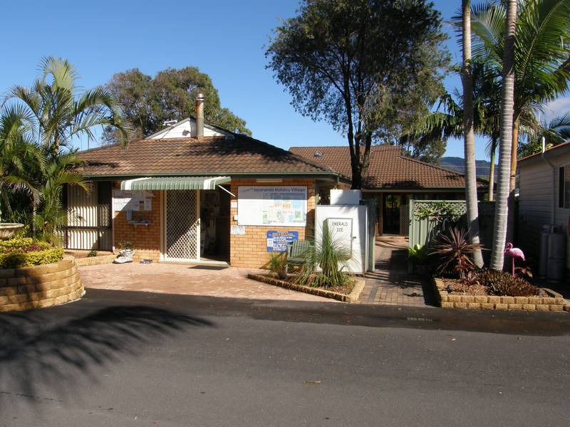 Jacaranda Caravan Park Picture 3