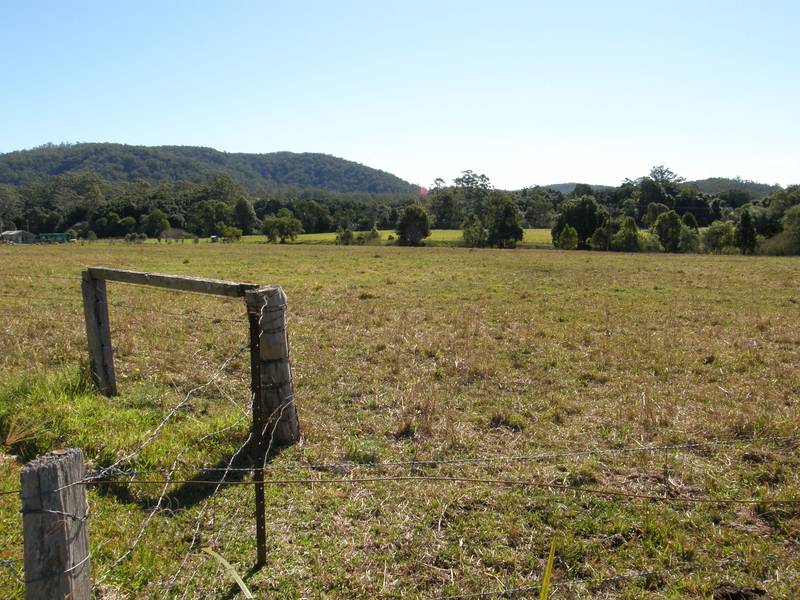 Land Ahoy - Camden Haven River Frontage Picture 2
