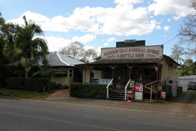 HANNAM VALE STORE & BOTTLESHOP EST.1914 Picture