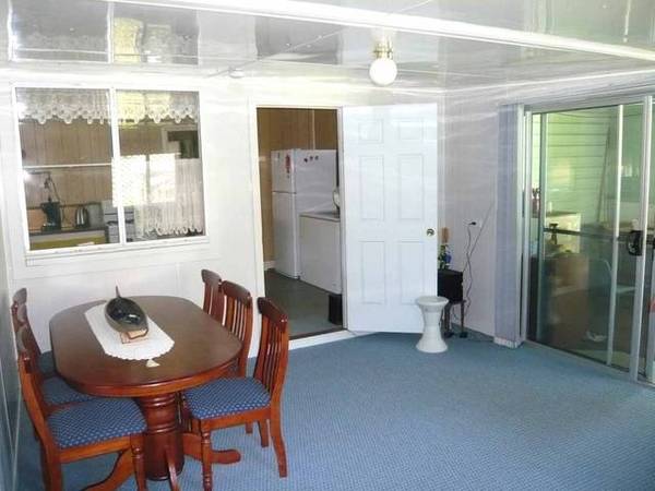 ESCAPE TO THE COUNTRY! Picture