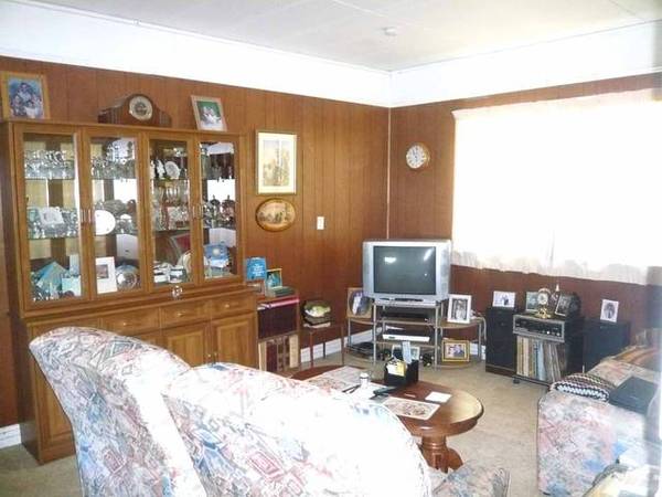 ESCAPE TO THE COUNTRY! Picture