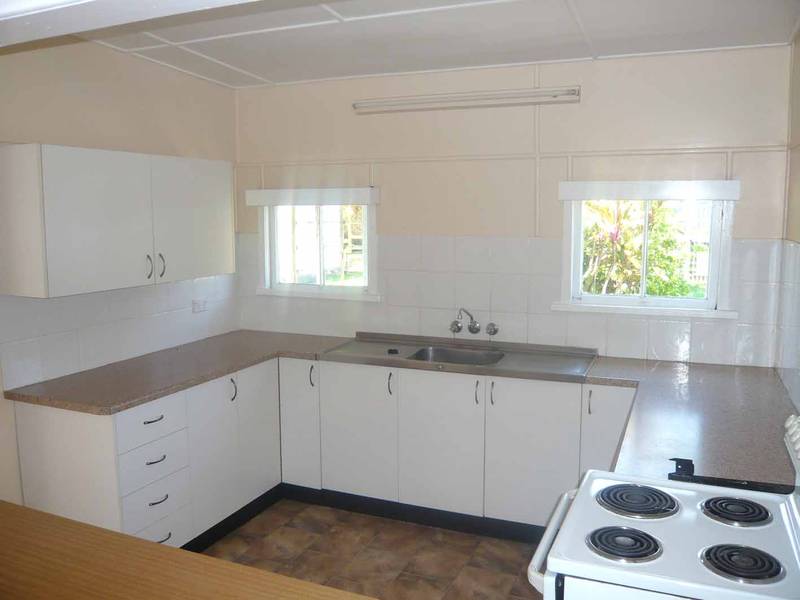 BETTER BE QUICK TO SNAP THIS UP Picture 2