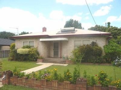 CLASSIC HOME - MOVE STRAIGHT IN Picture