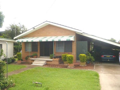 THREE BEDROOM HOME WITH INCOME Picture