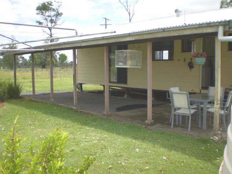 11.4 ACRE FARMLET - 15KM FROM TOWN Picture 3