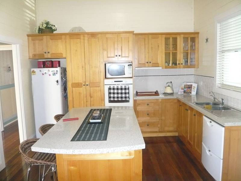 A REAL CHARMER Picture 2