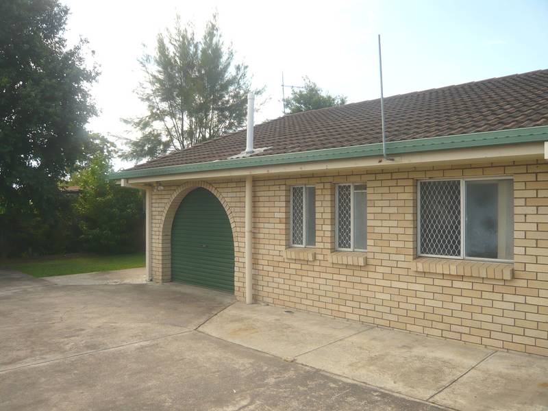 TOP 2 BEDROOM RENOVATED UNIT Picture 1