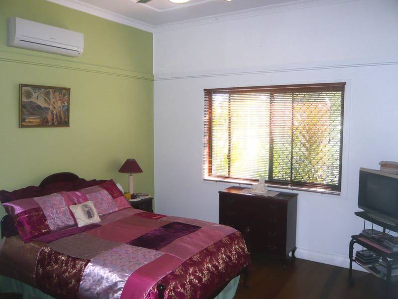 PICTURE PERFECT! Picture 2