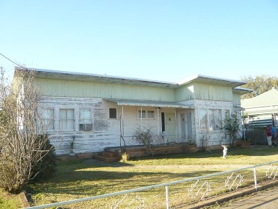 Older style 3 bedroom house Picture Older style 3 bedroom house Picture