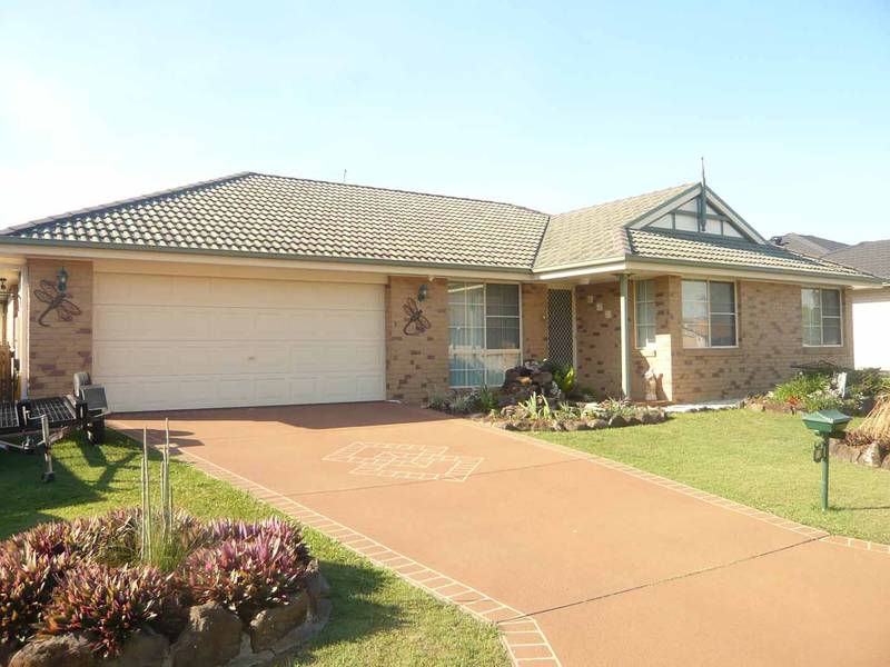 FAMILY HOME WITH PLENTY TO OFFER Picture 1