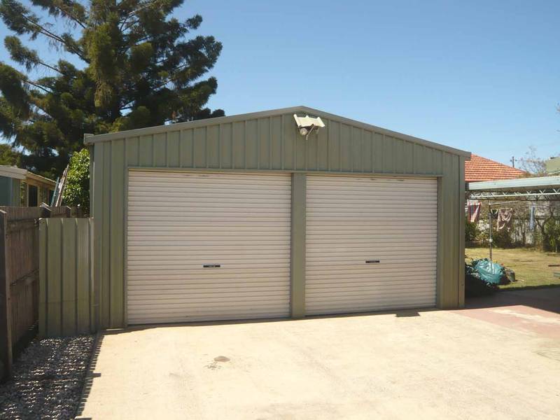 IDEAL LOCATION WITH LOTS OF EXTRAS! Picture 3