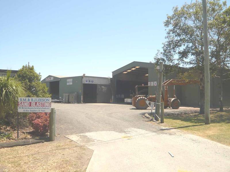 OWNER OFF LOADING ASSET...RARE FIND! Picture 1