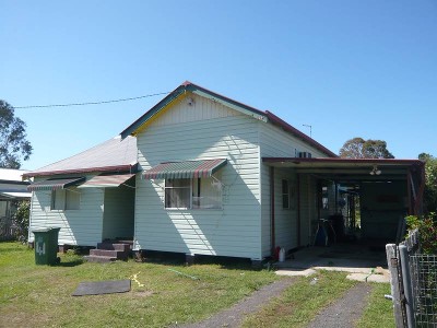 Neat & Tidy 3 bedroom home Picture Neat & Tidy 3 bedroom home Picture