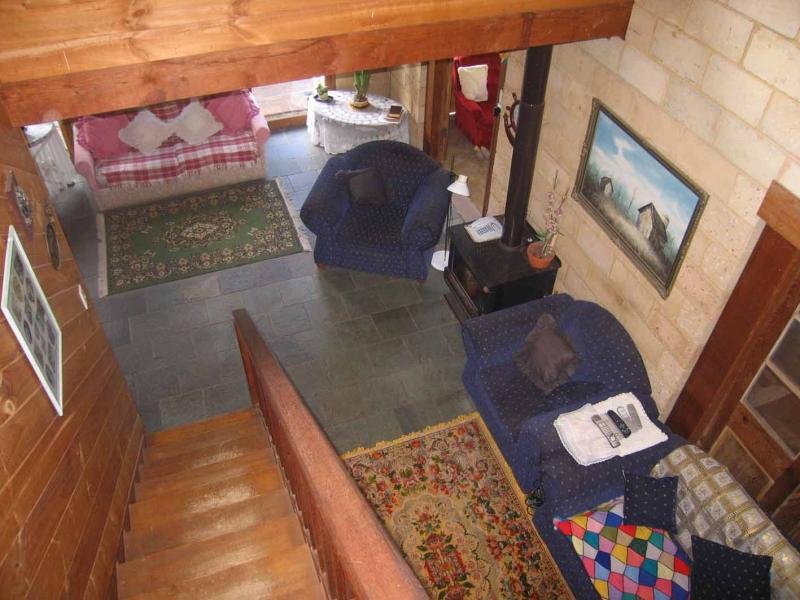 LIVE THE COUNTRY LIFE! Picture 2